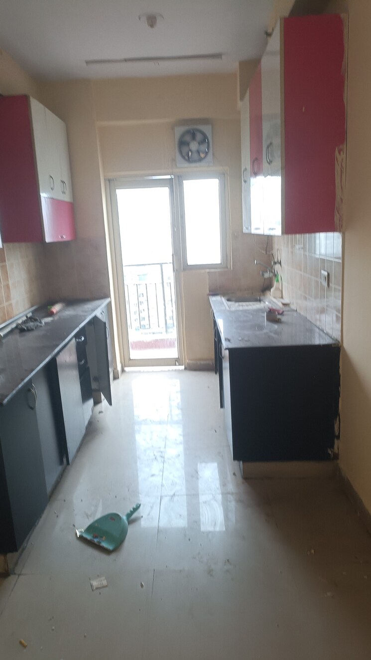 Kitchen, gardenia-golf-city 2 Bedroom 950 Sq.Ft. Apartment In Sector 75 Noida 9151817