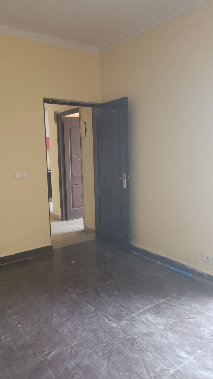 Room, gardenia-golf-city 2 Bedroom 950 Sq.Ft. Apartment In Sector 75 Noida 9151817