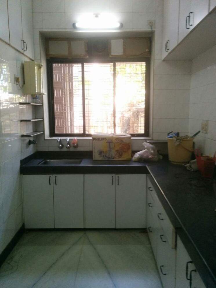 Kitchen, paras-tierea 1 Bedroom 450 Sq.Ft. Apartment In Sector 137 Noida 9151827