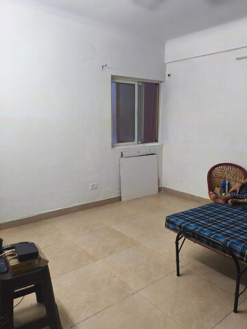 Room in 3 BHK Apartment at Gardenia Gateway, Sector 75 – for Rent