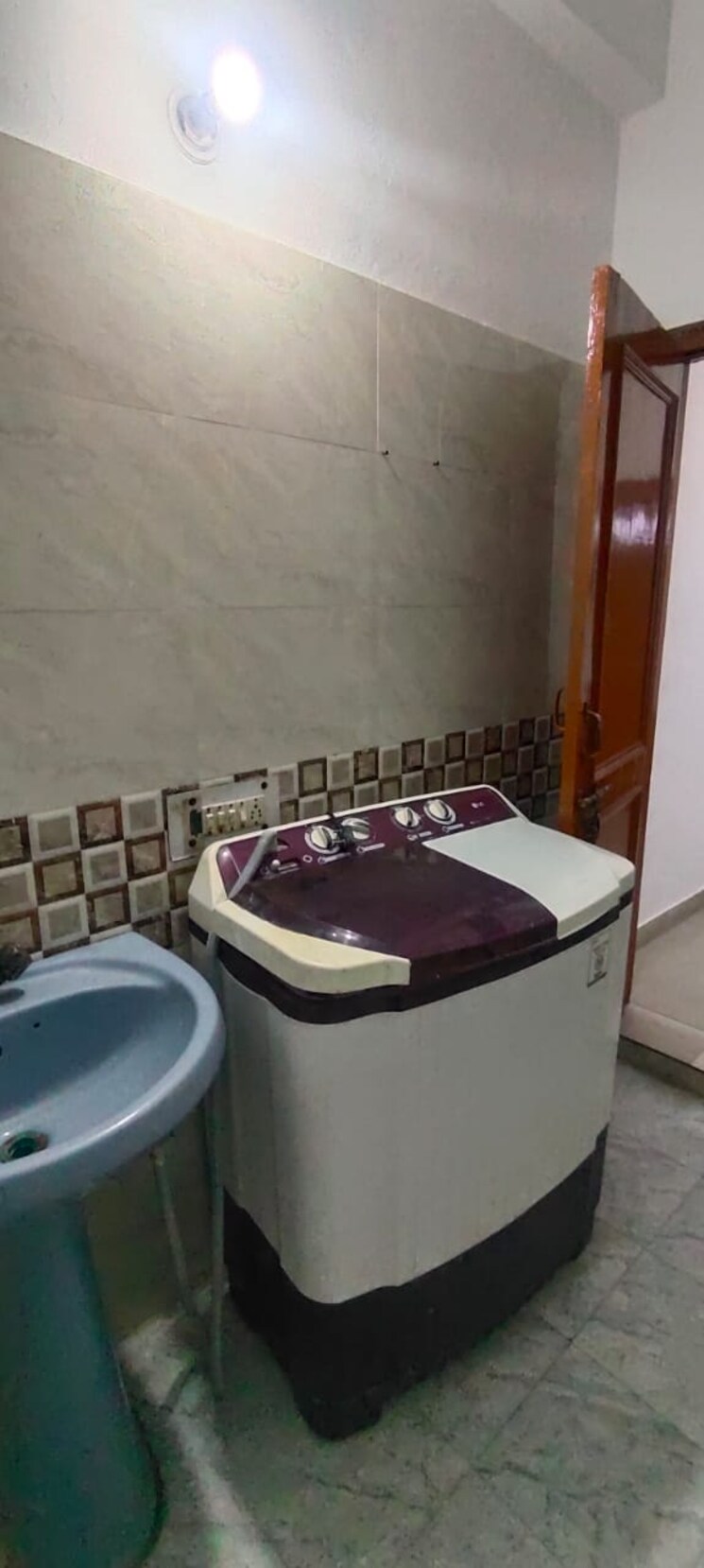 Bathroom, gardenia-gateway 3 Bedroom 1595 Sq.Ft. Apartment In Sector 75 Noida 9151841