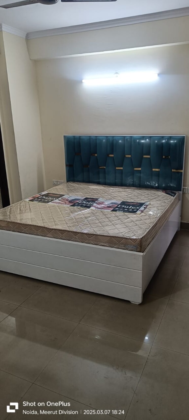 Bedroom, amrapali-crystal-homes 3 Bedroom 1375 Sq.Ft. Apartment In Sector 76 Noida 9151852