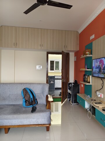 Team Area in 1 BHK Apartment at Halasuru – for Rent