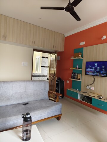 Living Room in 1 BHK Apartment at Halasuru – for Rent