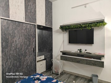 Furnished Amenities in 2 BHK Builder Floor at West Marredpally – for Rent
