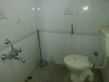Bathroom in 1 BHK Independent House at Rt Nagar – for Rent