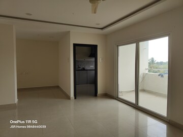 Room in 3 BHK Apartment at Coral Apartments Begumpet, Begumpet – for Rent