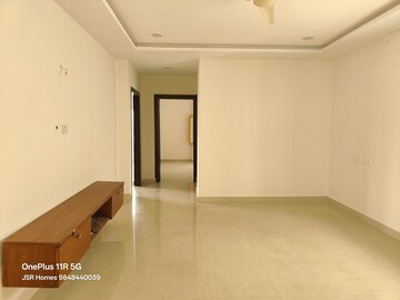 Room in 3 BHK Apartment at Coral Apartments Begumpet, Begumpet – for Rent