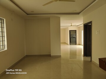 Room in 3 BHK Apartment at Coral Apartments Begumpet, Begumpet – for Rent
