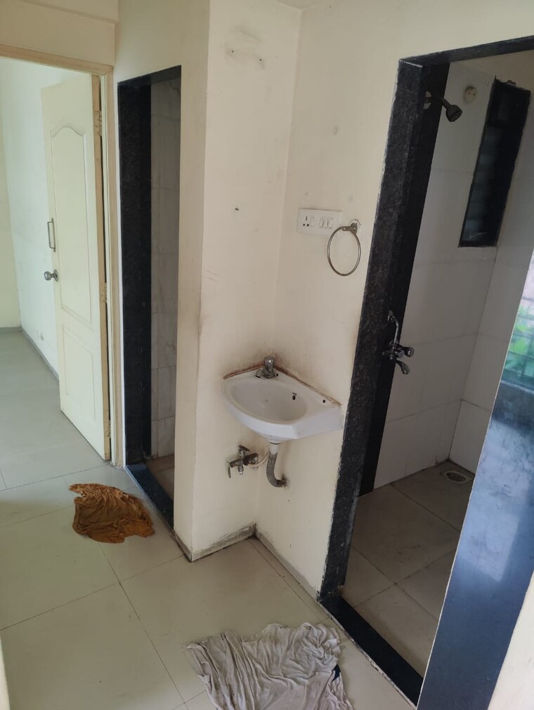 Bathroom, ulwe sector 23 1 Bedroom 650 Sq.Ft. Apartment In Ulwe Sector 23 Navi Mumbai 9151889