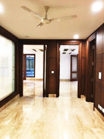 Room in 4 BHK Builder Floor at Anand Lok – for Rent