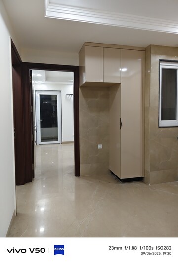 3 BHK Builder Floor For Rent in Chittaranjan Park