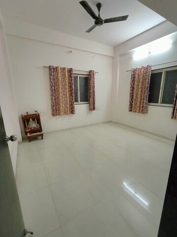 Room in 2 BHK Independent House at Wadgaon Sheri – for Rent