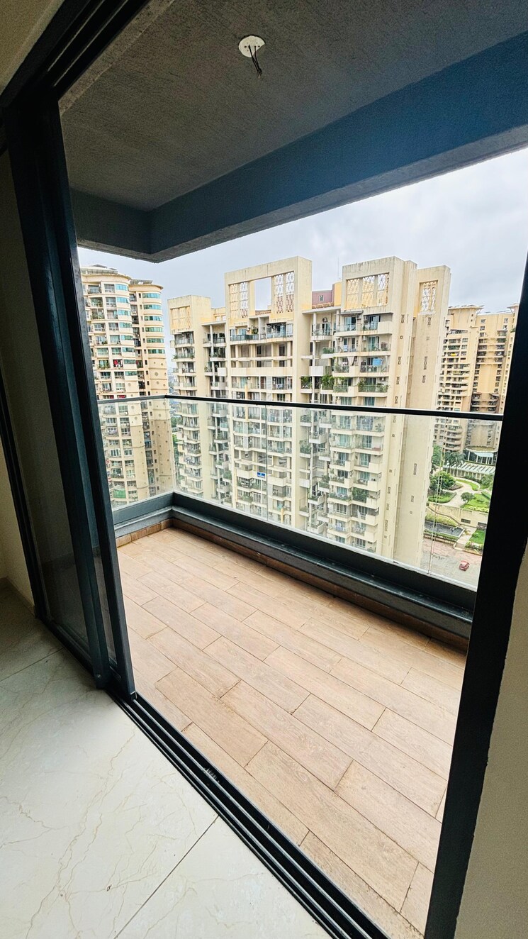 Balcony, godrej-urban-park 3 Bedroom 944 Sq.Ft. Apartment In Chandivali Mumbai 9151922