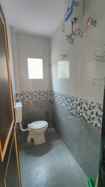 Bathroom in 1 BHK Independent House at Wadgaon Sheri – for Rent