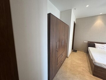 Room in 2 BHK Apartment at Castle Rock, Powai – for Rent