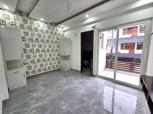 Parking in 3 BHK Apartment at Sector 20 – for Sale