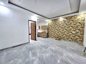 Room in 3 BHK Apartment at Sector 20 – for Sale