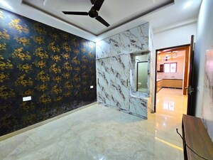 Parking in 3 BHK Apartment at Prem Apartment, Pir Machalla – for Sale