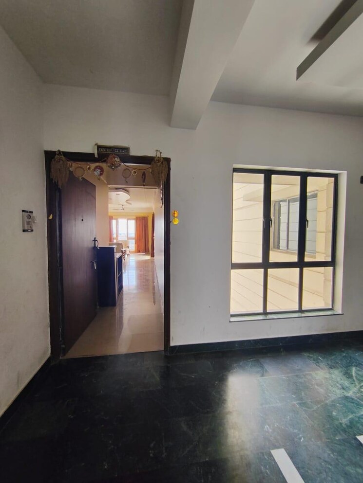 Room, megh-mani 3 Bedroom 1800 Sq.Ft. Apartment In Kasba Kolkata 9151944