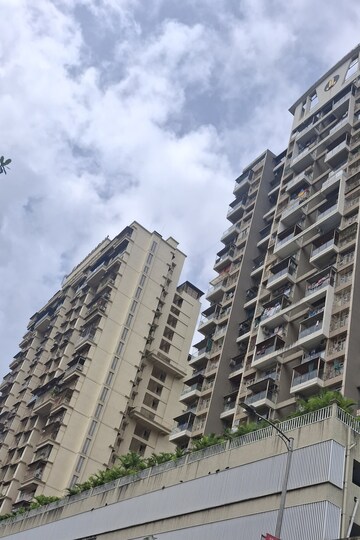 2 BHK Apartment For Rent in Gami Asters, Ghansoli