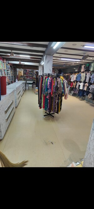  Showroom For Sale in Kphb