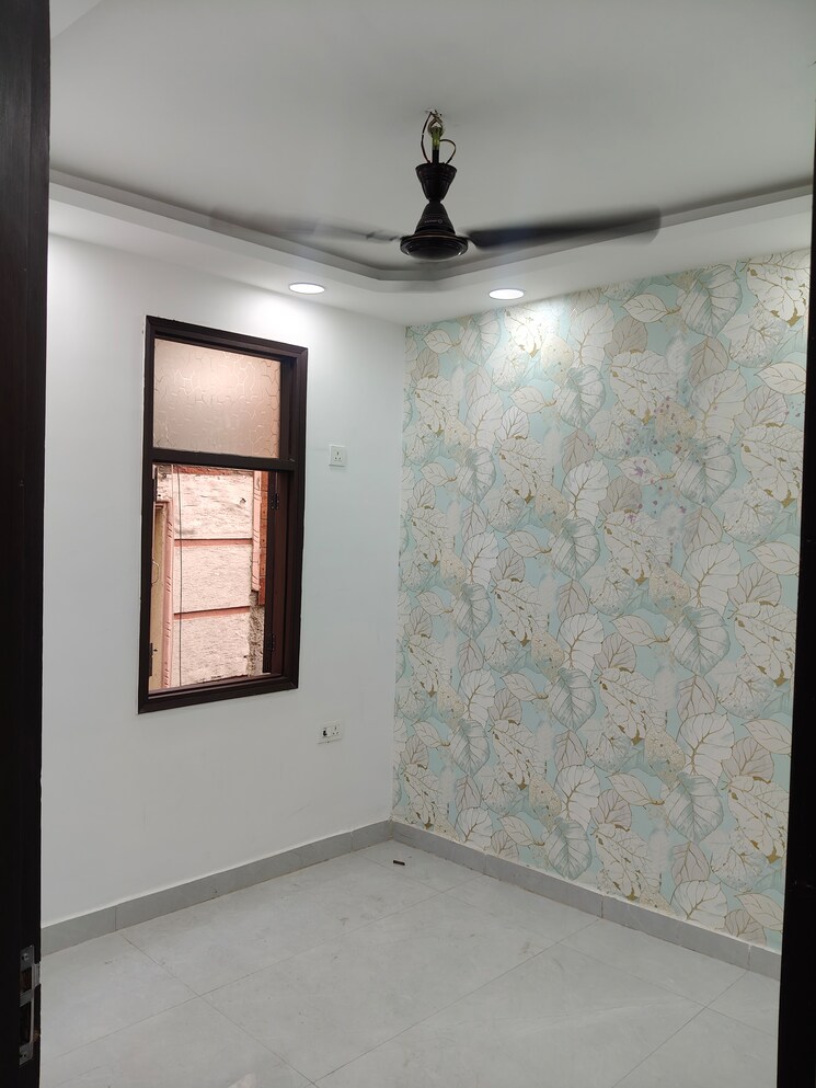 Room, govindpuri 1.5 Bedroom 370 Sq.Ft. Builder Floor In Govindpuri Delhi 9152062