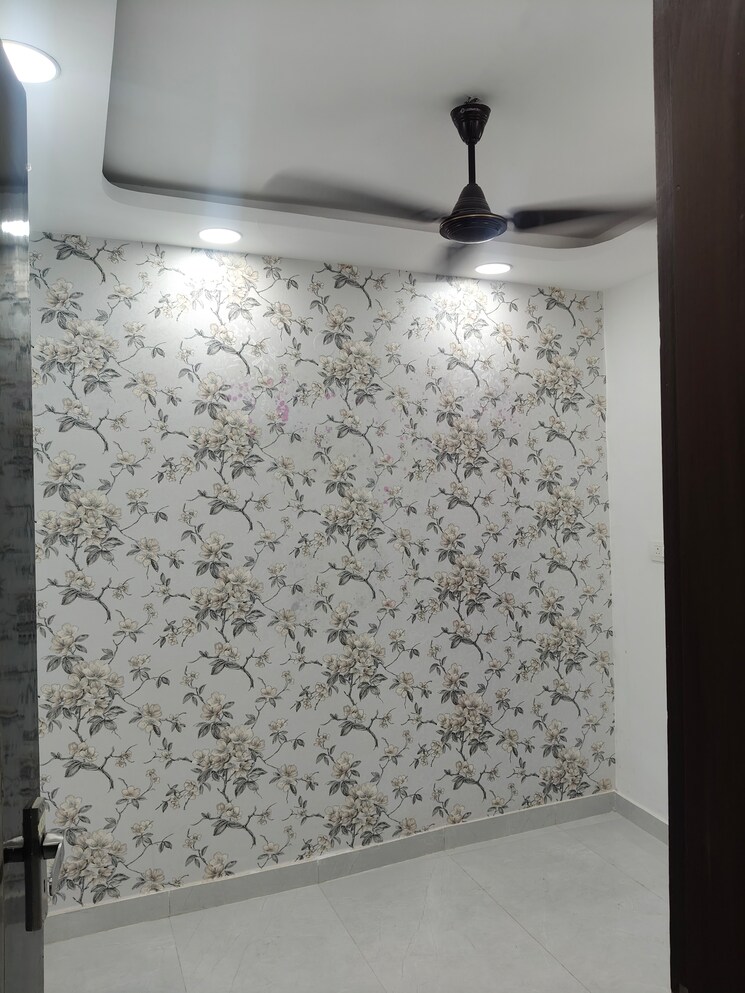 Room, govindpuri 1.5 Bedroom 370 Sq.Ft. Builder Floor In Govindpuri Delhi 9152062