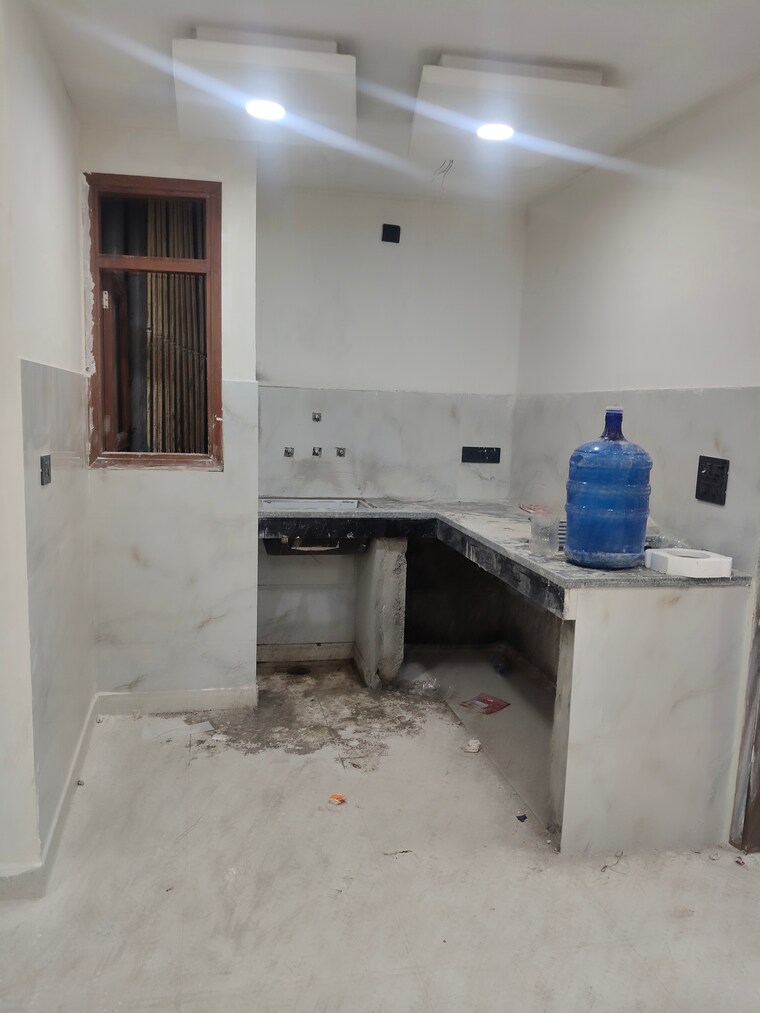 Kitchen, govindpuri 3 Bedroom 920 Sq.Ft. Builder Floor In Govindpuri Delhi 9152077