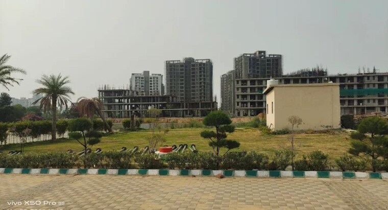 Exterior View, signature-global-city-93 3 Bedroom 1530 Sq.Ft. Builder Floor In Sector 93 Gurgaon 9152079