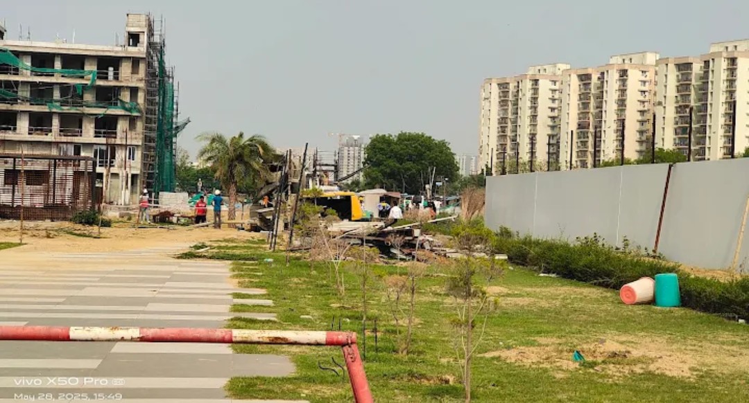 3 BHK Builder Floor For Sale in Signature Global City 93