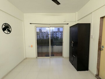 Room in 2 BHK Apartment at Pristine Meadows, Wagholi – for Sale