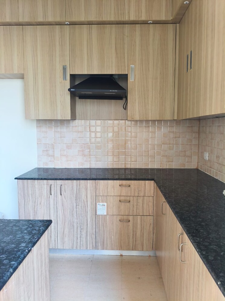 Kitchen, amrapali-crystal-homes 3 Bedroom 1700 Sq.Ft. Apartment In Sector 76 Noida 9152090