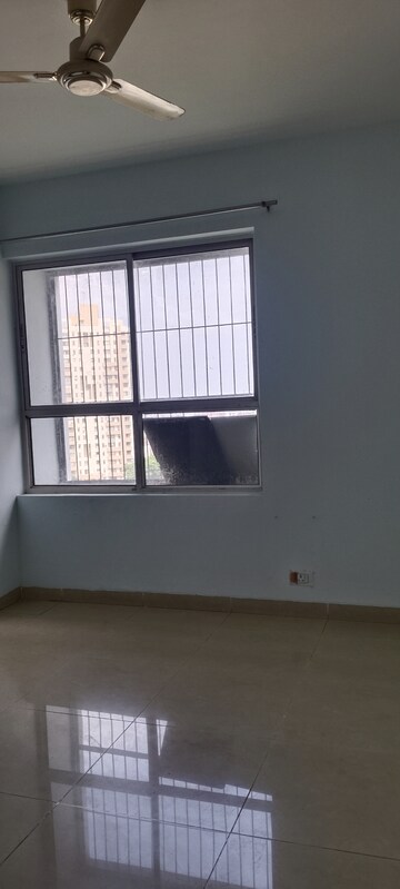 Room in 2 BHK Apartment at Eros Wembley Estate, Sector 50 – for Rent