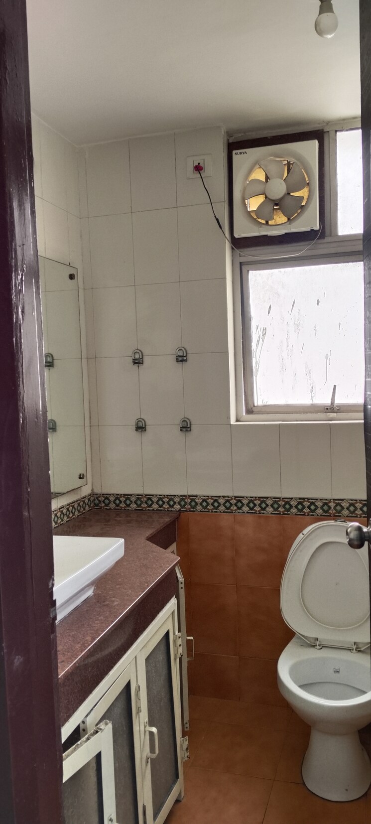 Bathroom, eros-wembley-estate 2 Bedroom 1040 Sq.Ft. Apartment In Sector 50 Gurgaon 9152096