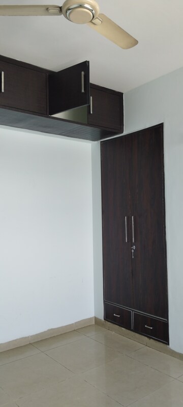Room in 2 BHK Apartment at Eros Wembley Estate, Sector 50 – for Rent
