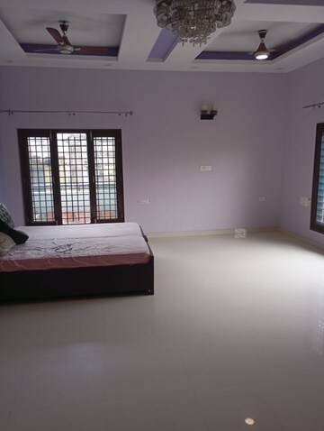 Room in 3 BHK Apartment at Gardenia Gateway, Sector 75 – for Rent