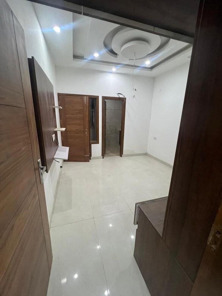 Kitchen, pir machalla 3 Bedroom 1300 Sq.Ft. Builder Floor In Pir Machalla Zirakpur 9152118