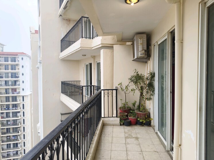 Balcony, yashika-green-square 3 Bedroom 750 Sq.Ft. Apartment In Sector 99a Gurgaon 9152121