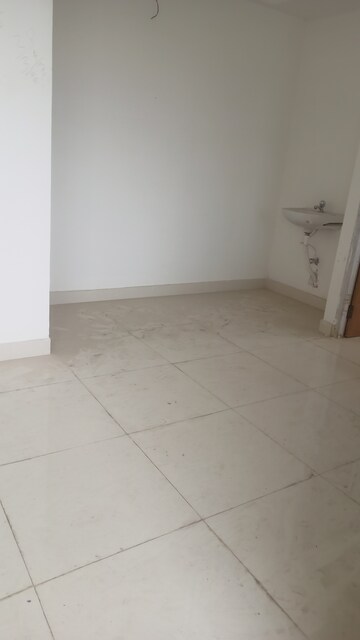 Room in 2 BHK Apartment at Kristi Villa, Chinar Park – for Sale