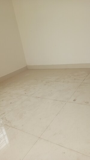 Room in 2 BHK Apartment at Kristi Villa, Chinar Park – for Sale