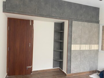 Room in 2 BHK Apartment at Yeshwanthpur – for Rent