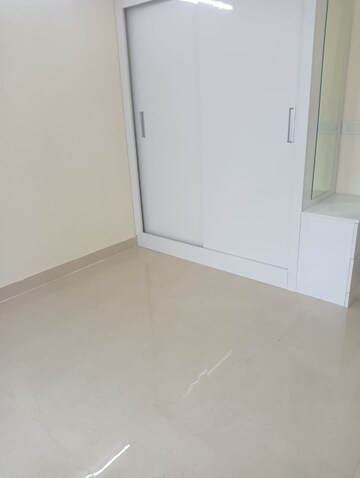 2 BHK Apartment For Rent in Unitech Uniworld Gardens 2, Sector 47