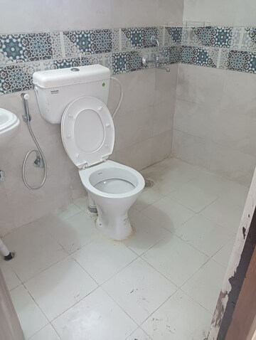 Bathroom in 2 BHK Apartment at Unitech Uniworld Gardens 2, Sector 47 – for Rent