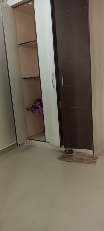 Building Lobby in 1 BHK Builder Floor at Laxmi Homes, Shahberi – for Rent