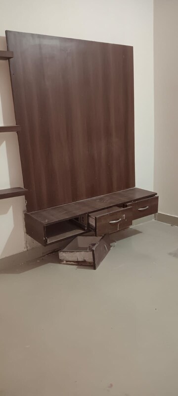 Living Room in 1 BHK Builder Floor at Laxmi Homes, Shahberi – for Rent