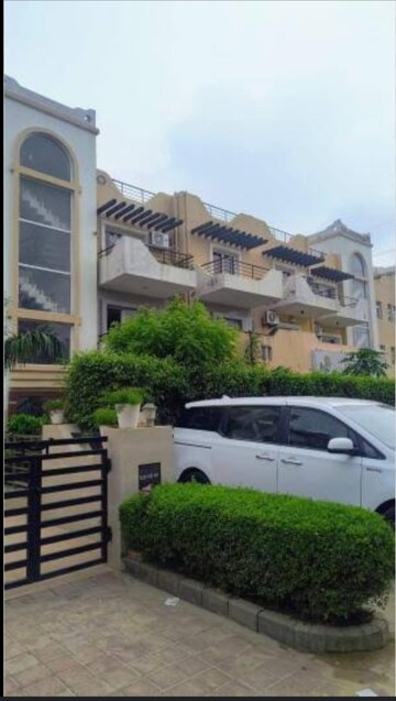 3 BHK Builder Floor – Exterior View View at BPTP Park 81, Sector 81 - for Rent