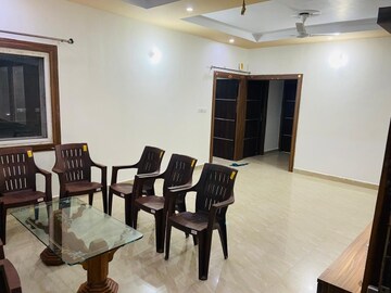 Furnished Amenities in 3 BHK Apartment at Gomti Nagar – for Rent