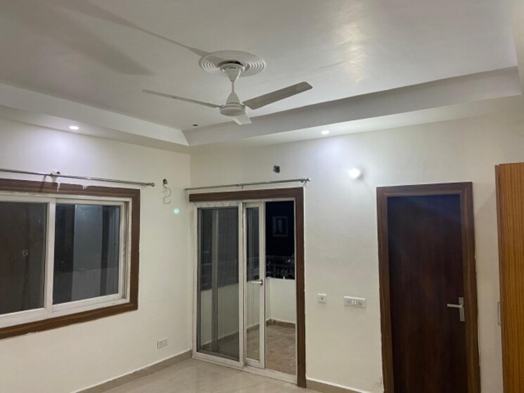 Room, gomti nagar 3 Bedroom 1753 Sq.Ft. Apartment In Gomti Nagar Lucknow 9152257