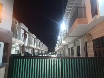 3 BHK Villa – Exterior View View at Sector 10 Greater Noida - for Sale